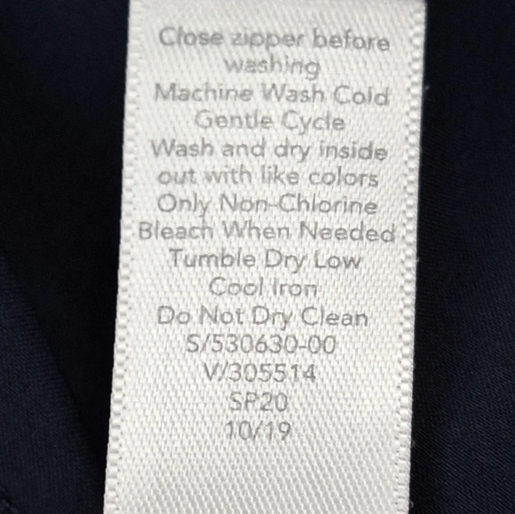 Athleta Size 4 Navy Blue Chelsea Utility Jogger Activewear Cargo Pants Pockets - Picture 15 of 15